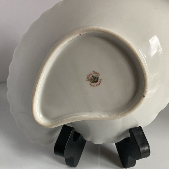 Vintage Lefton handpainted trinket dish - Picture 3 of 6